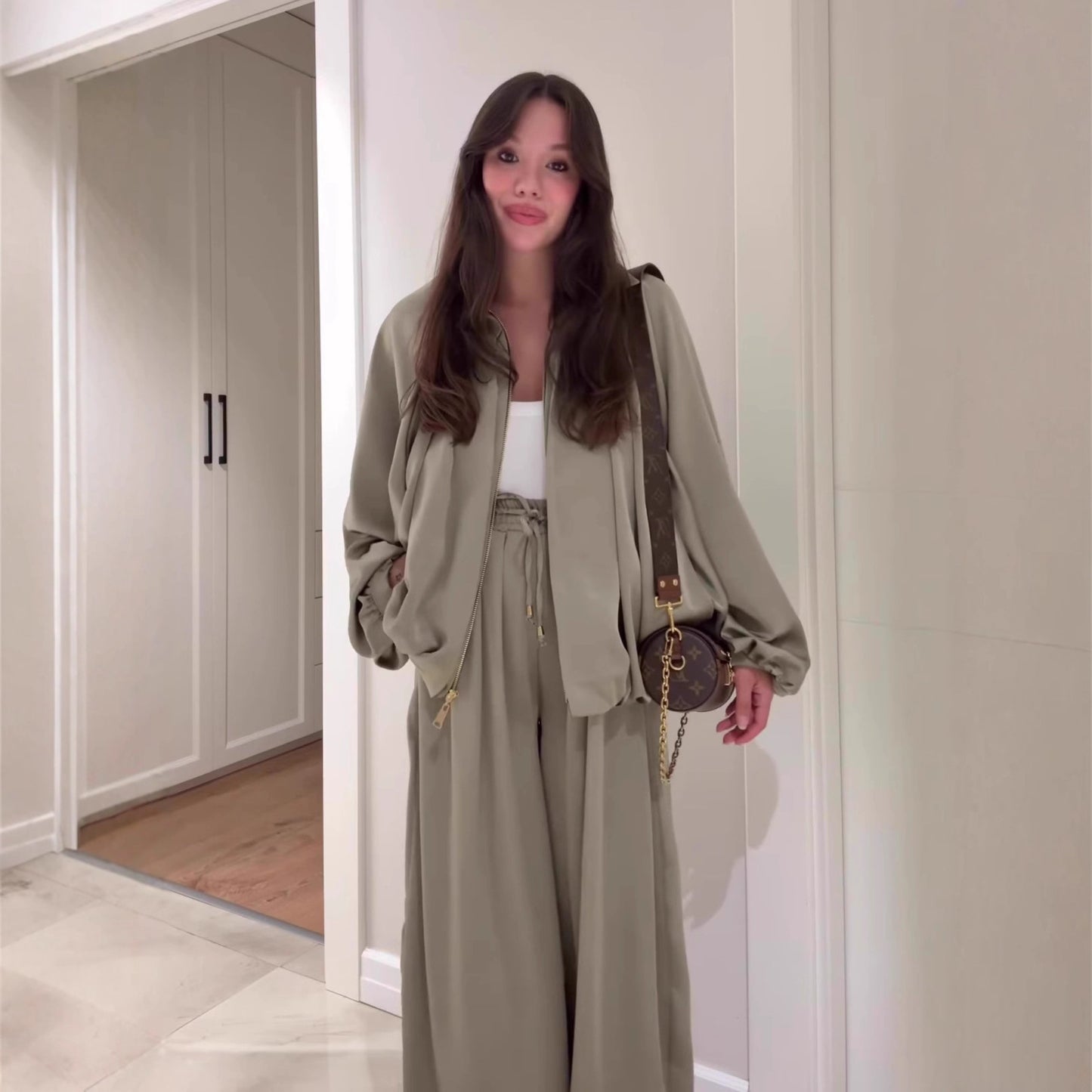 Women’s Flip Collar Long Sleeved Jacket Set