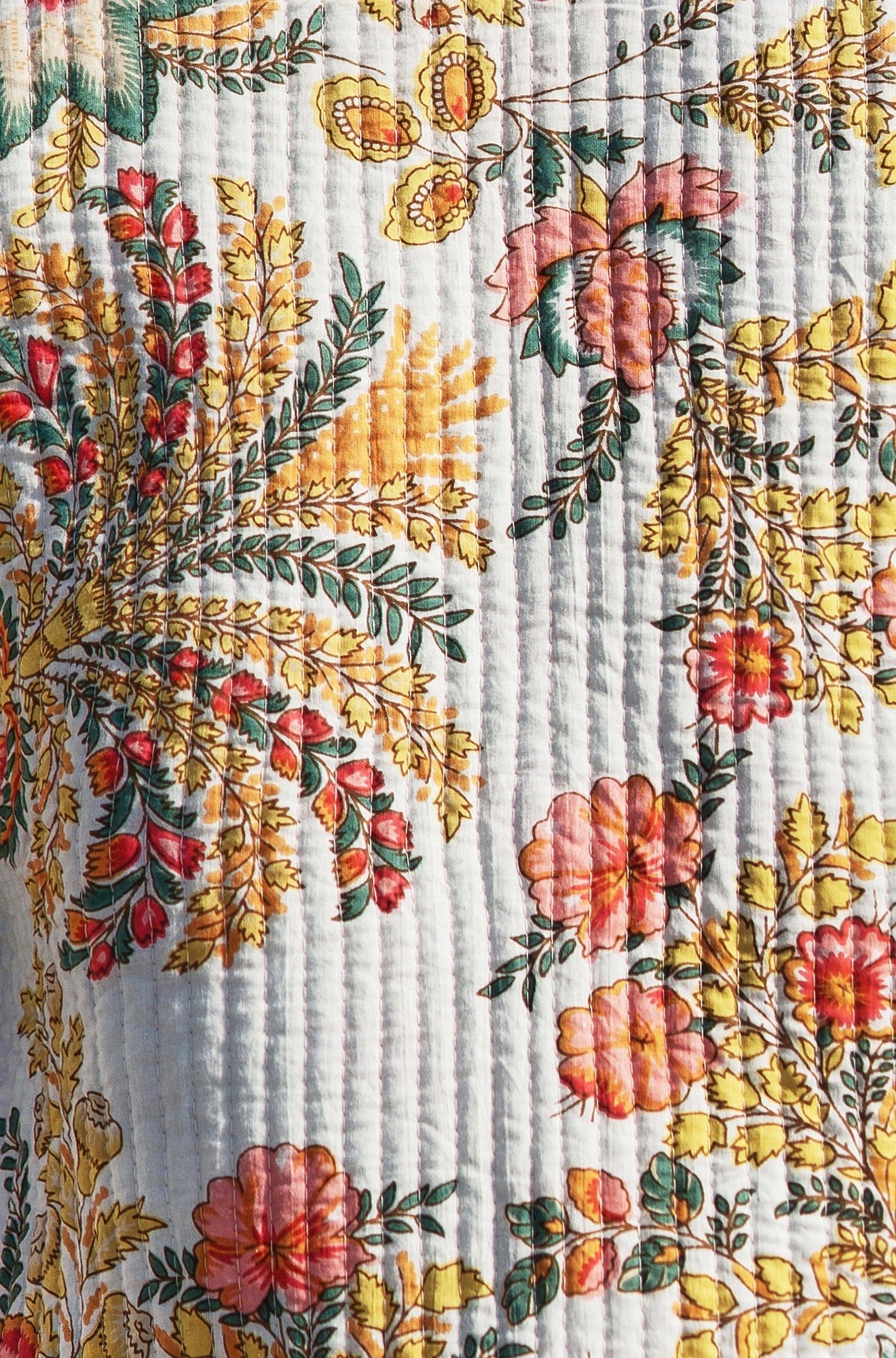 Yumi White Boho Print Cotton Reversible Quilted Jacket