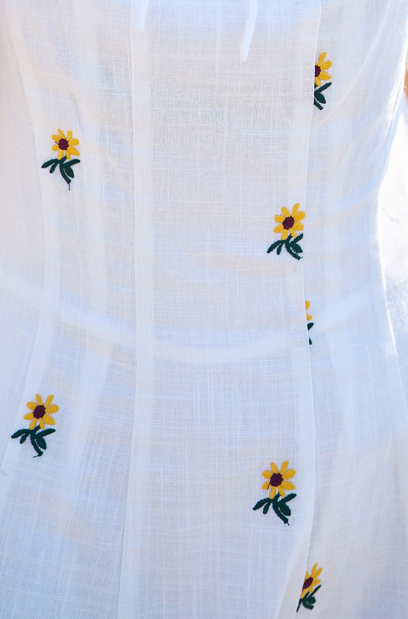 Yumi White Cotton Sunflower Embroidered Midi Dress