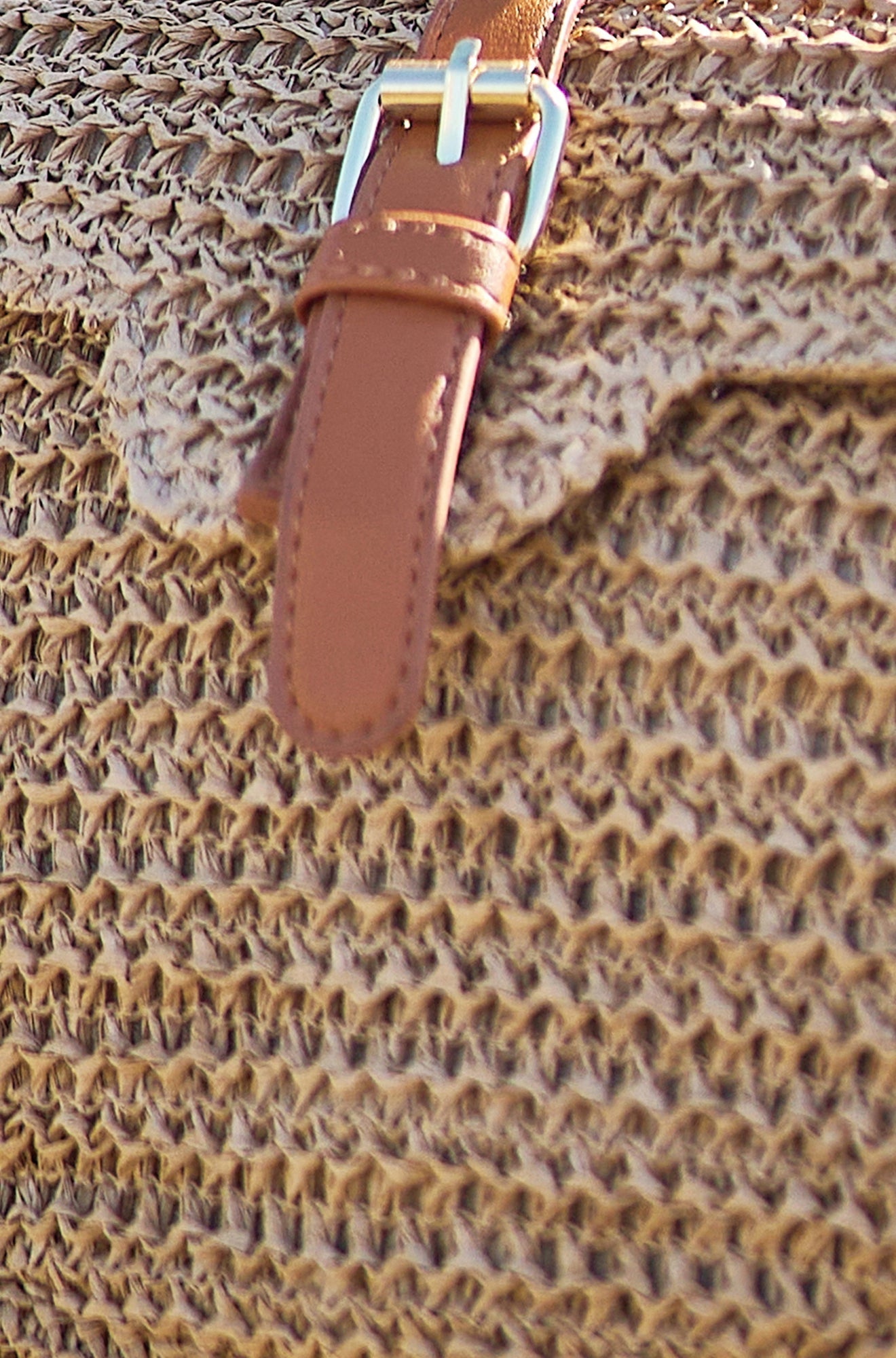 Yumi Brown Woven Rattan Handbag With Buckle
