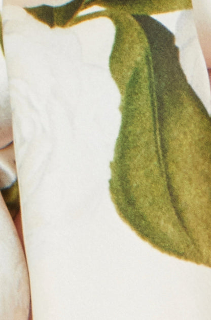 Yumi Ivory100% Silk Botanical Rose Print Scarf