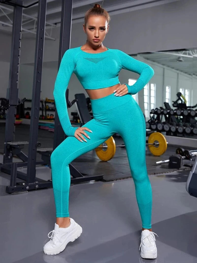 Women’s Seamless Long-Sleeve Yoga & Fitness Set