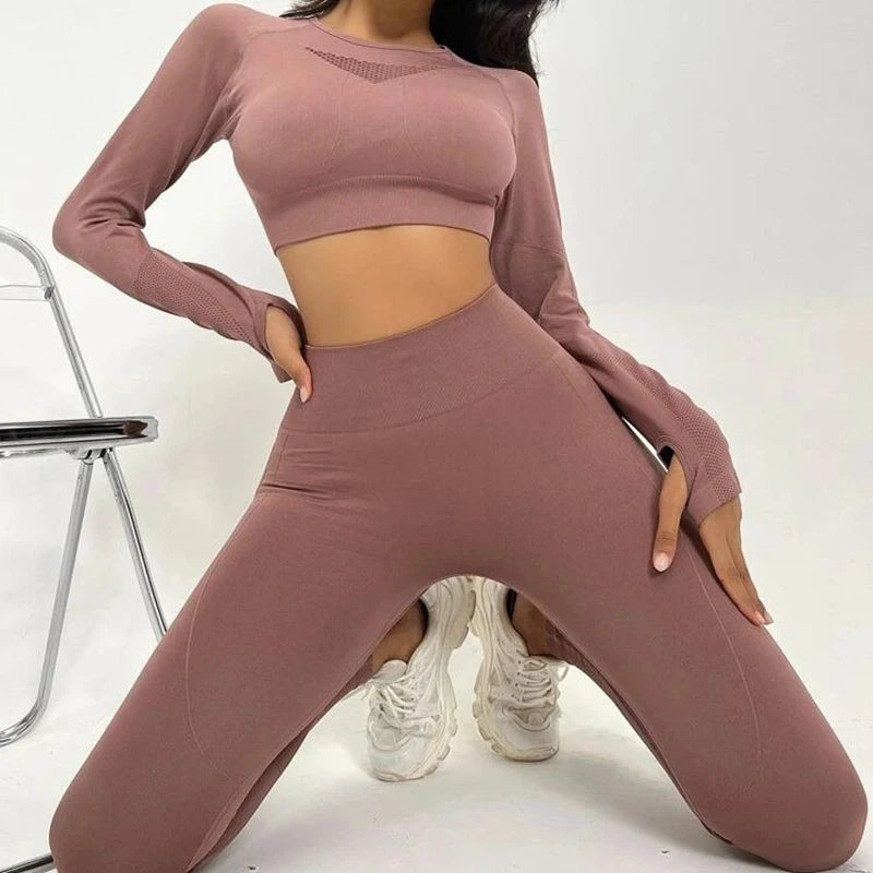 Women’s Seamless Long-Sleeve Yoga & Fitness Set