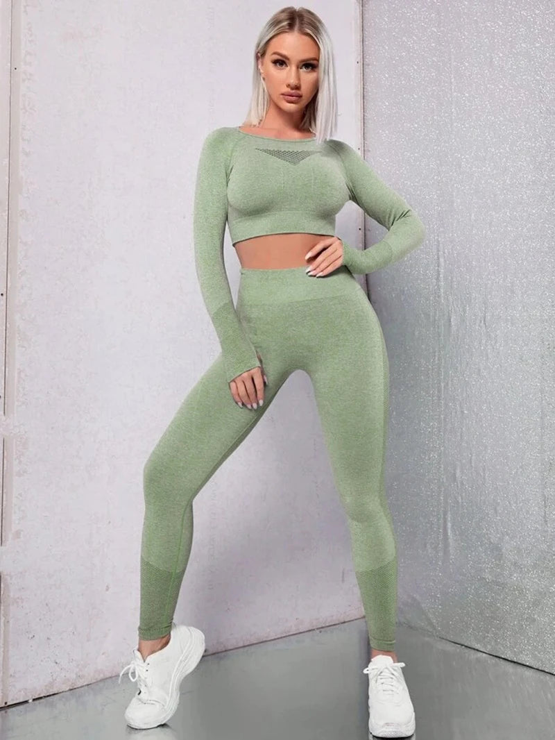 Women’s Seamless Long-Sleeve Yoga & Fitness Set