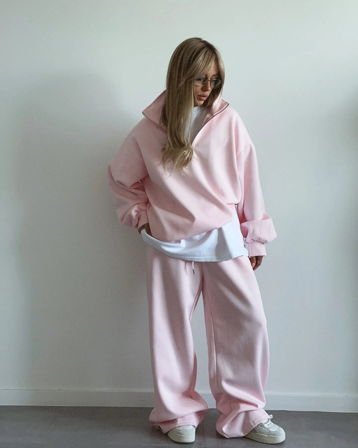 SITMCF Women’s Oversized Zip Sweatshirt & Joggers Set