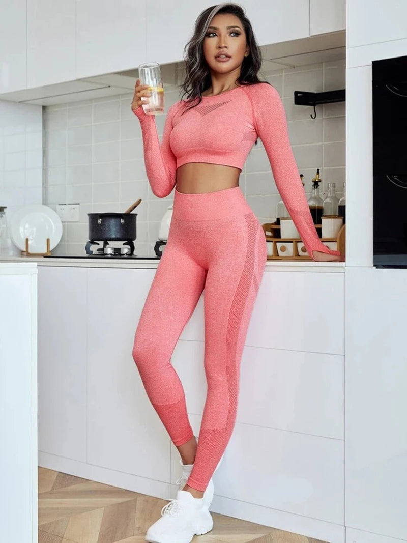 Women’s Seamless Long-Sleeve Yoga & Fitness Set