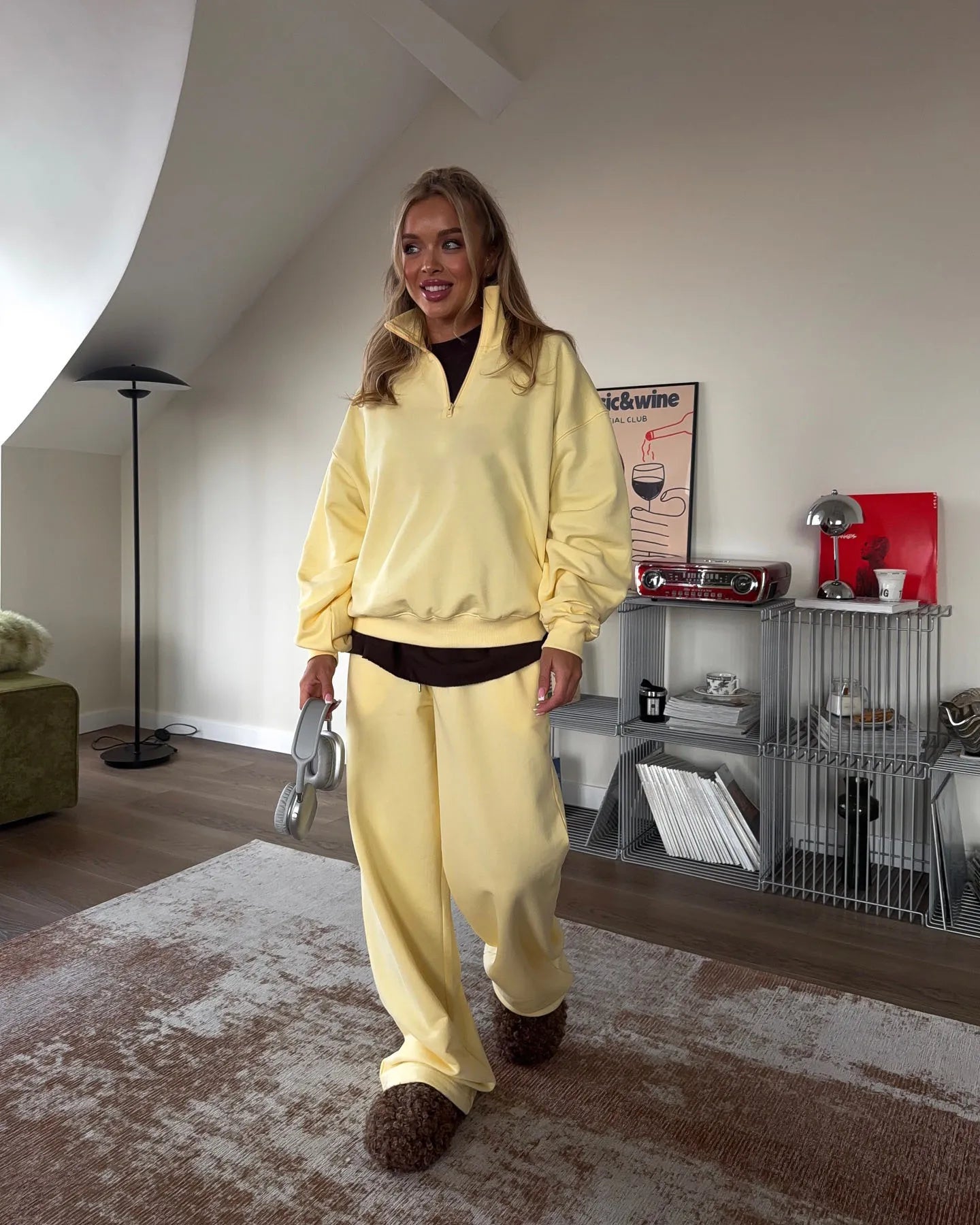 SITMCF Women’s Oversized Zip Sweatshirt & Joggers Set