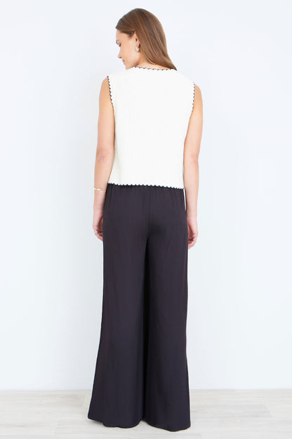 Yumi Ivory Knitted Waistcoat With Bow Trims