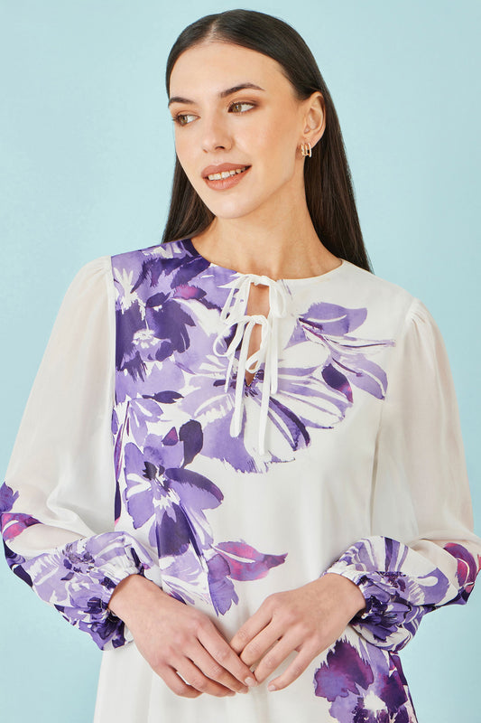 Yumi White Floral Placement Tunic With Keyhole Neckline