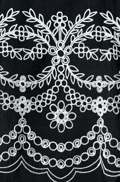 Yumi Black Embroidered Crop Top