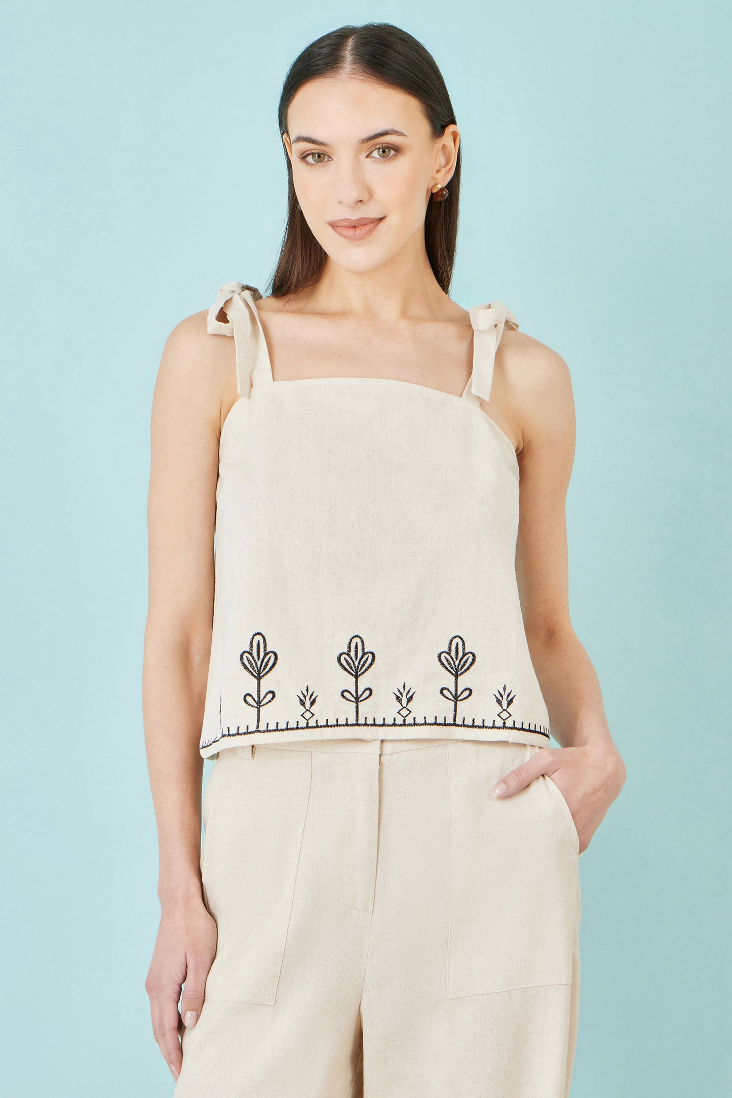 Yumi Ivory Linen Mix Embroirdered Top