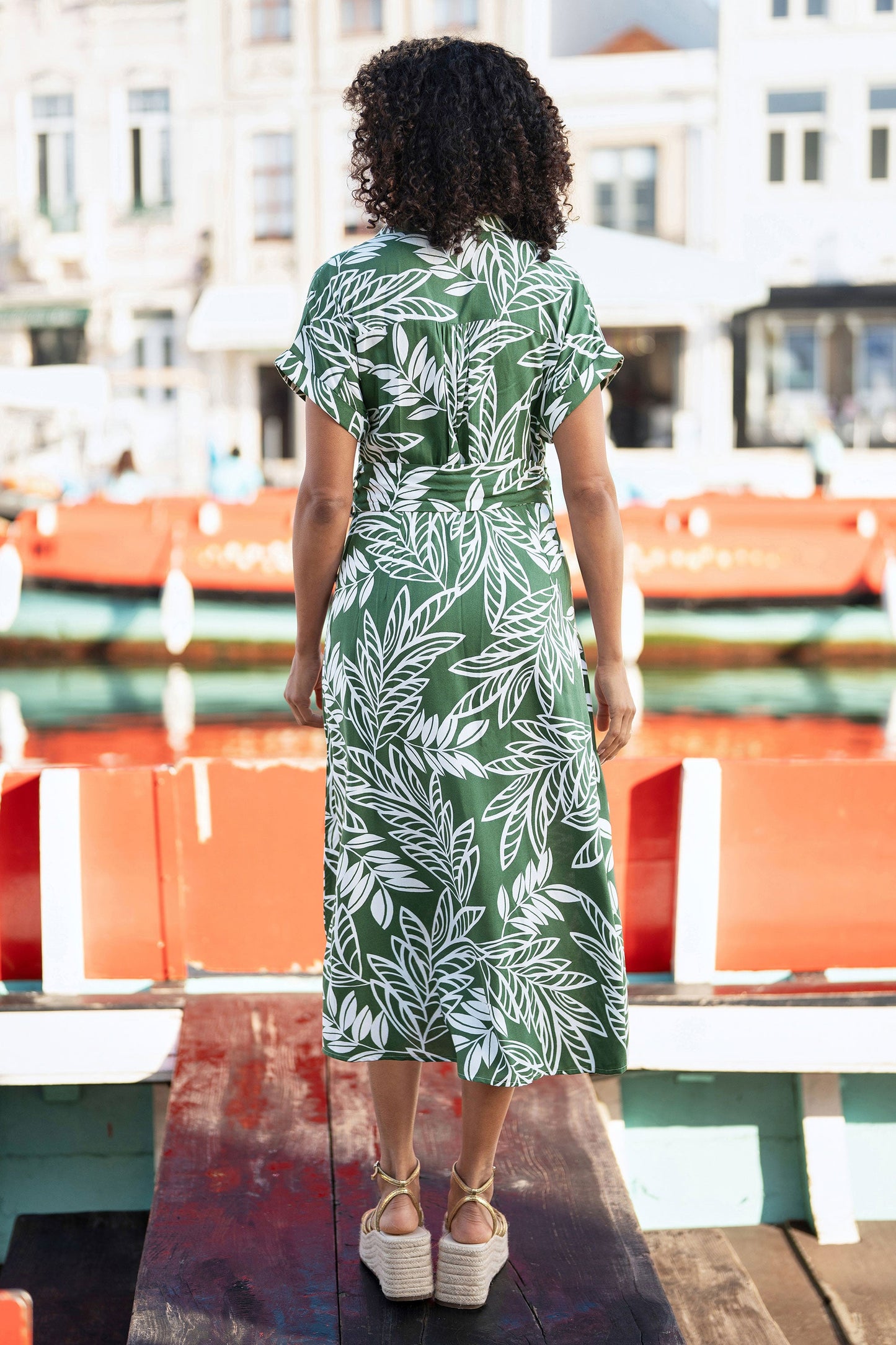Yumi Green Leaf Print Viscose Relaxed Midi Shirt Dress